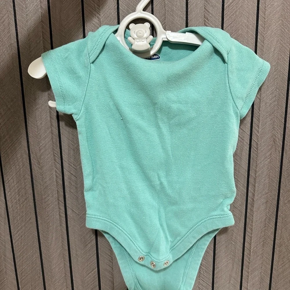 💙 HP 💙 Assorted Baby Bodysuits Set - Picture 6 of 6